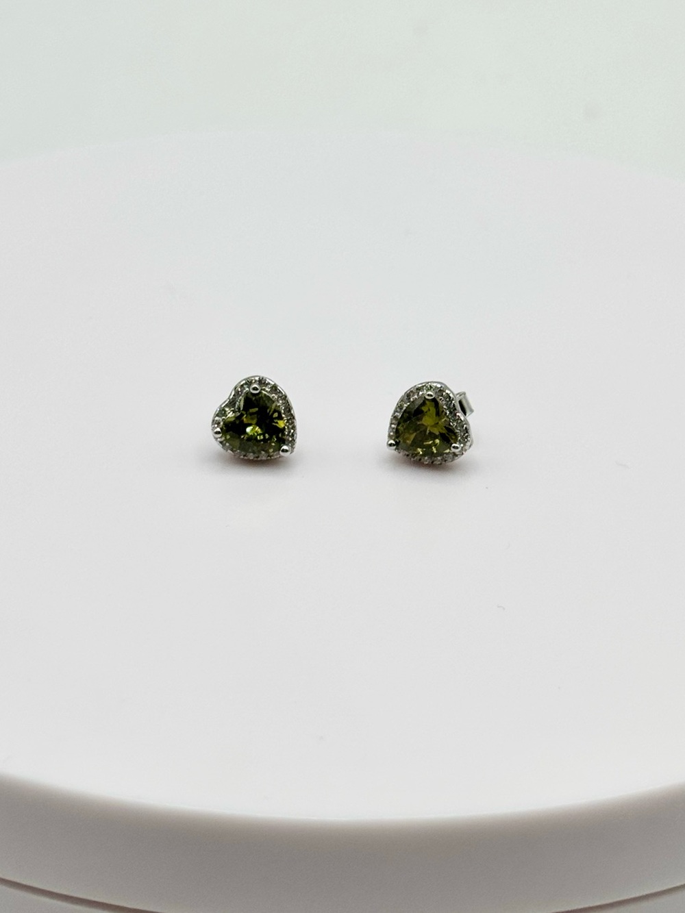 Sterling Silver Peridot Heart Stud Earrings - Green CZ
